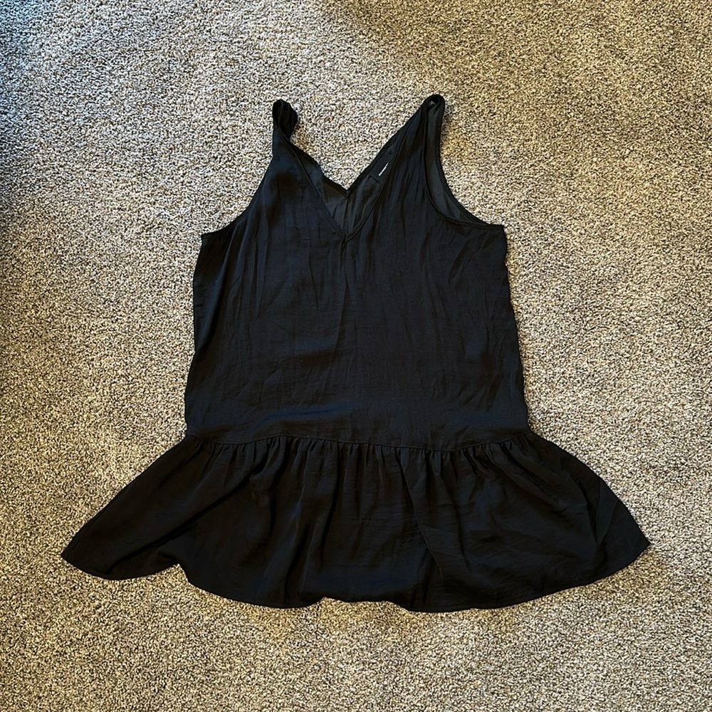 Who What Wear Black Sleeveless Top
